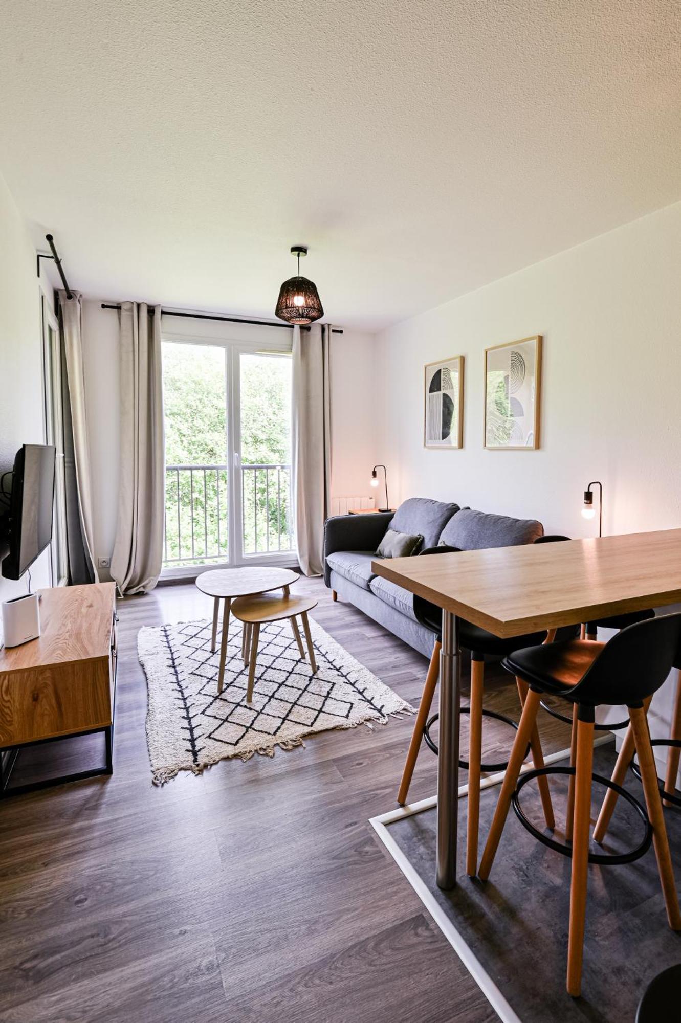 Appartement Cosy 5 Mins Honfleur Piscine Terrasse Équemauville Exterior foto